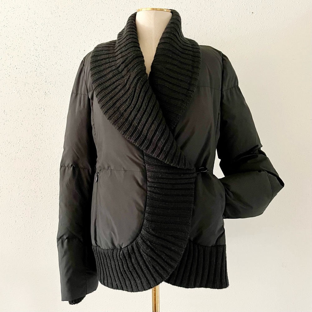 BCBGMAXAZRIA Women's Size Small Black Duck Down Puffer Jacket Shawl Neck Wool S